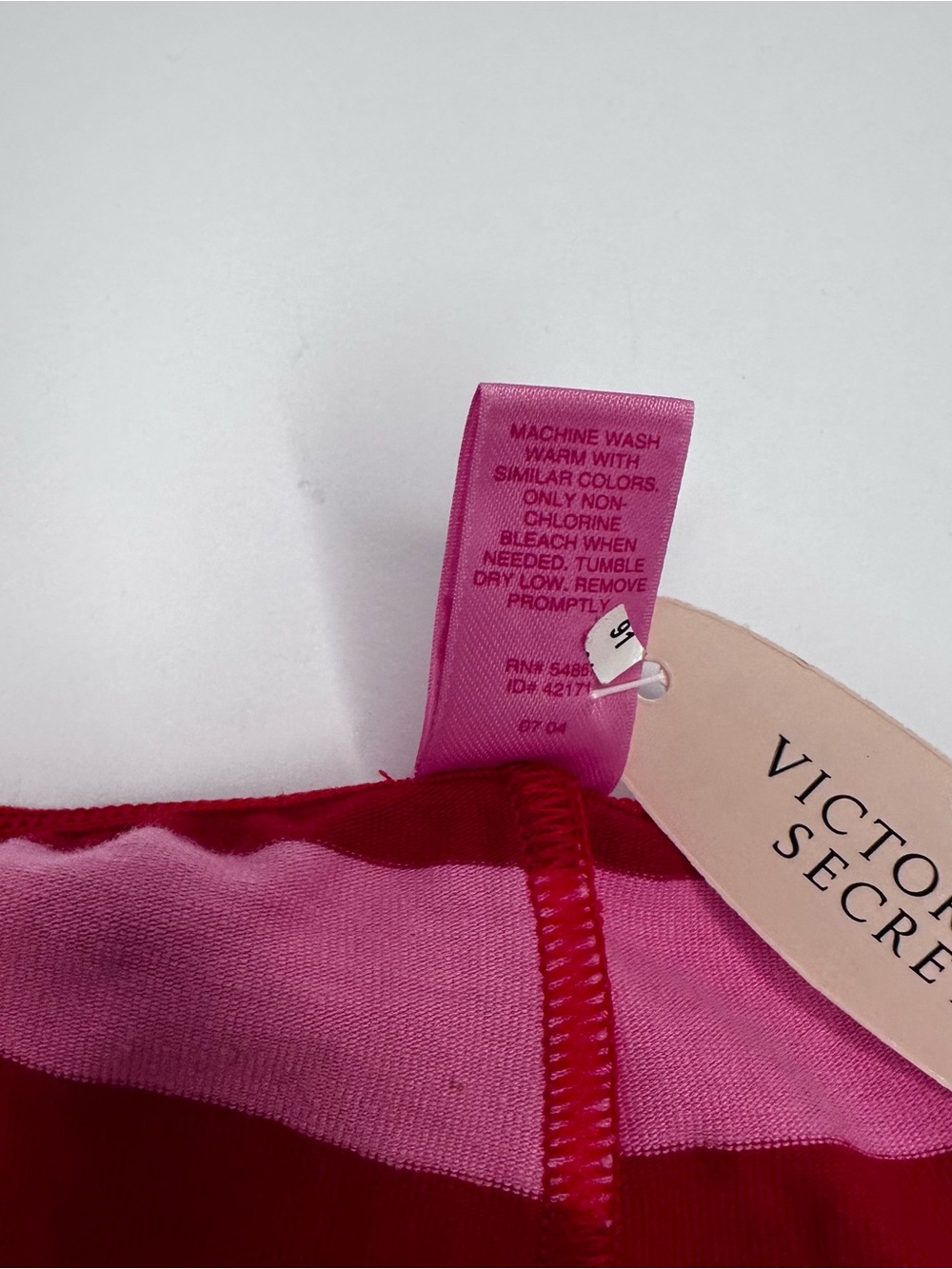 Y2K Victoria’s Secret PINK BoyShorts NWT Size M Red Pink Striped Rare - Picture 4 of 12